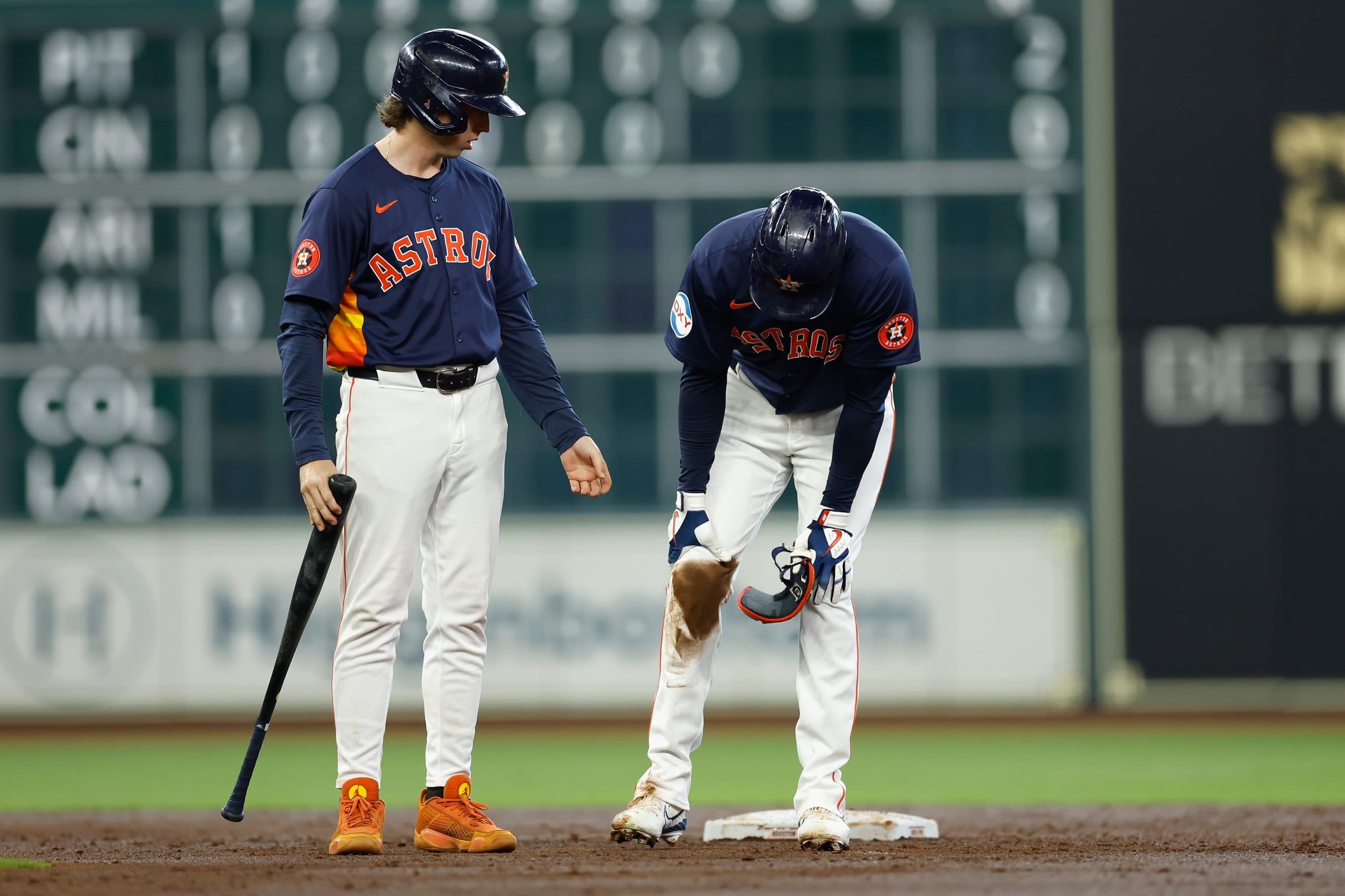 Houston’s Yordan Alvarez Improving But Isn’t Sure When He’ll Return From Sprained Right Knee