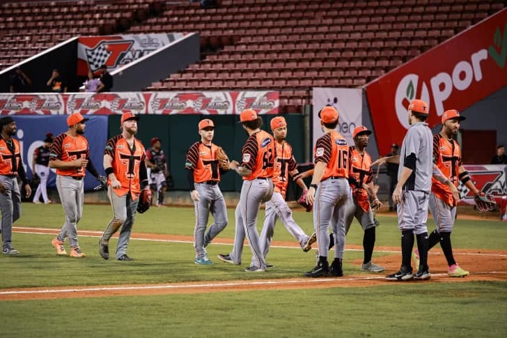 Winter Ball Playoffs: After Saturday Rainout, Aguilas Cibaenas Will Play For Their Playoff Lives Sunday