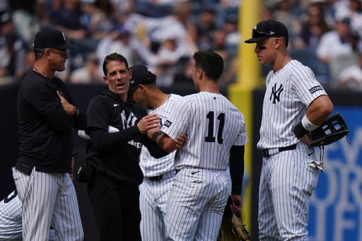 Shortstop Anthony Volpe hopes to return to Yankees’ lineup Monday, 2 days after hurting his shoulder