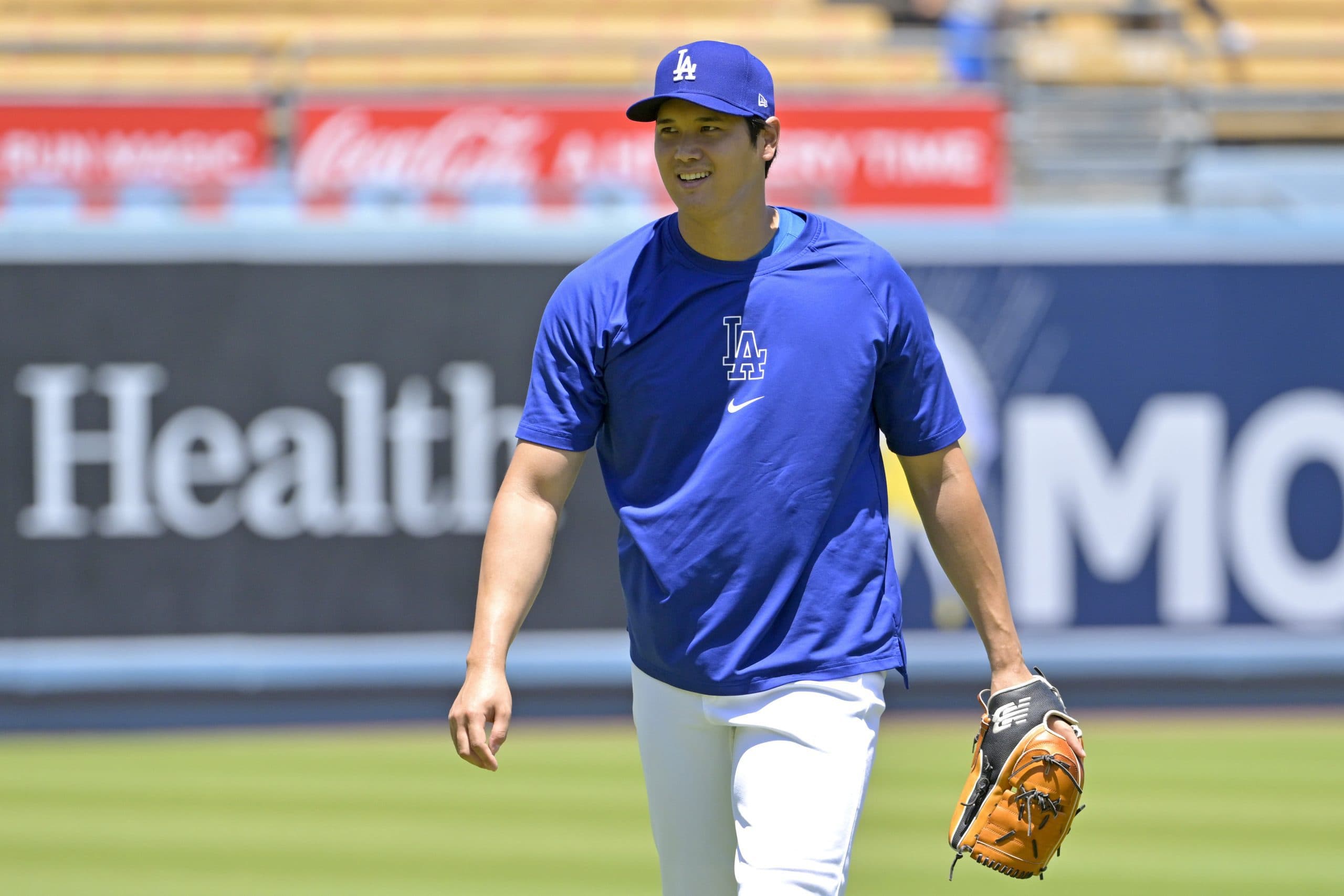 Dodgers’ Shohei Ohtani Throws Off a Mound for 1st Time Since Elbow Surgery Last Fall