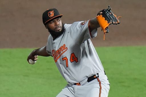FILE - Baltimore Orioles pitcher Félix Bautista delivers to the Tampa Bay Rays during the ninth inning of a baseball game Tuesday, June 17, 2025, in Tampa, Fla. (AP Photo/Chris O'Meara,File) (AP Photo/Chris O'Meara)