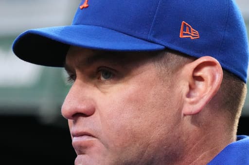 Stearns takes blame for Mets collapse and says Mendoza will return as manager