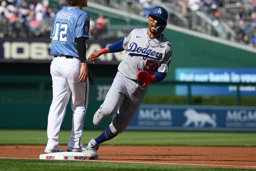 Mookie Betts returns to the Dodgers’ lineup after an oblique injury