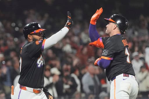Willy Adames hits three-run homer as Giants beat D-backs 5-3, gain ground on Mets in wild-card chase