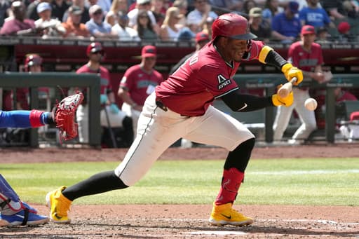 Diamondbacks rally for 8 runs in the eighth to beat the Cubs 10-6, split 4-game series