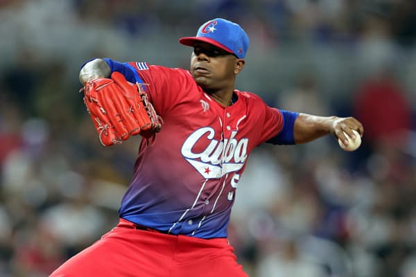 Report: Roenis Elias Leaving Chicago Cubs Organization for South Korea’s SSG Landers