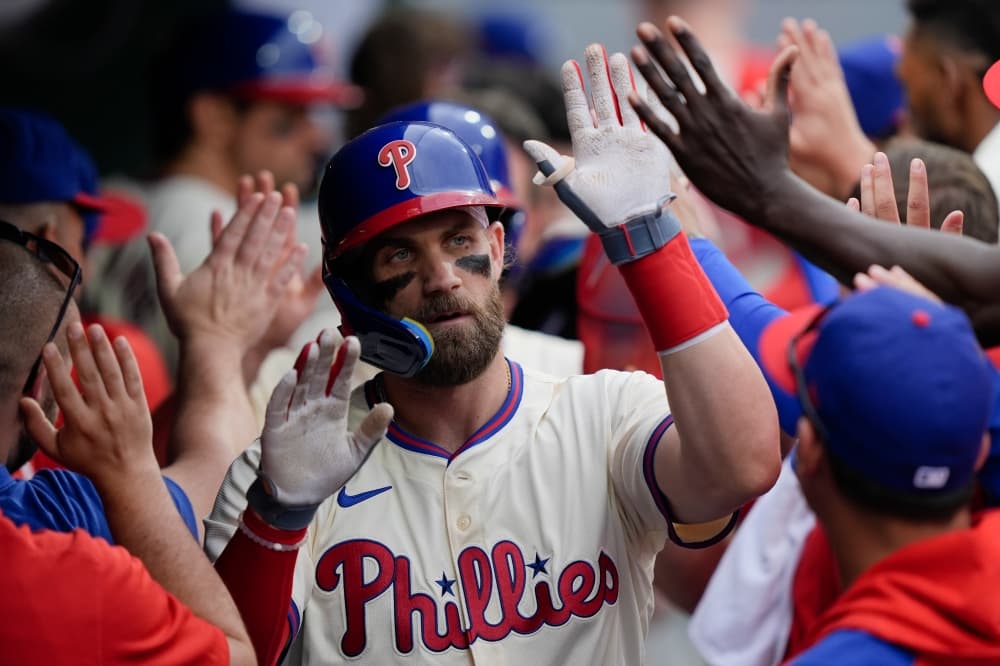 Phillies sweep Giants