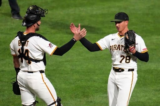 Joey Bart homers as the Pirates beat the slumping Cardinals 8-4