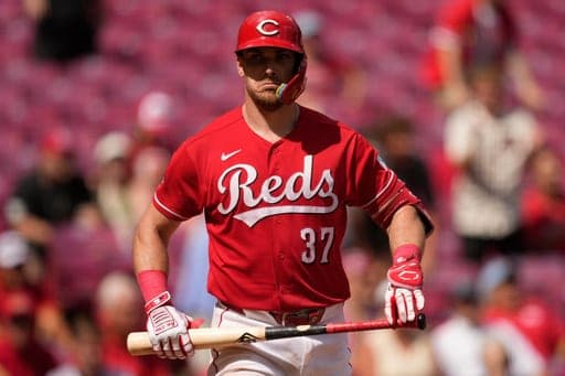 Cincinnati Reds Tyler Stephenson reacts after walking during the ninth inning of a baseball game against the St. Louis Cardinals, Thursday, Aug. 20, 2026, in Cincinnati. (AP Photo/Carolyn Kaster) (AP Photo/Carolyn Kaster)