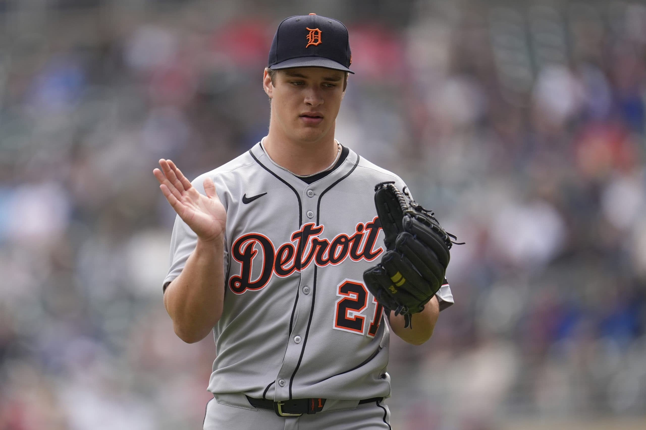 Top prospect Jackson Jobe earns 1st major league win as Tigers top Twins 4-0