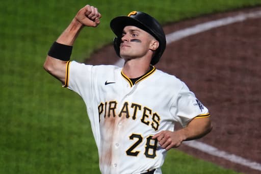 Brandon Lowe’s 10th-inning hit rallies the Pirates over the Diamondbacks 3-2