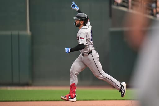 Adrian Del Castillo homers in the 10th inning to lead Diamondbacks to 8-5 win over Orioles