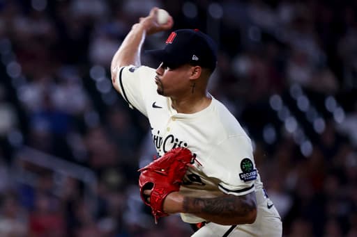 What’s in a number? Everything for new Phillies reliever Jhoan Duran and a favor from his manager