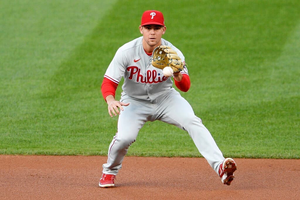 Infielder Scott Kingery and Chicago Cubs agree to minor league deal