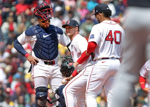 Red Sox place righty Sonny Gray on injured list with hamstring strain, recall lefty Tyler Samaniego