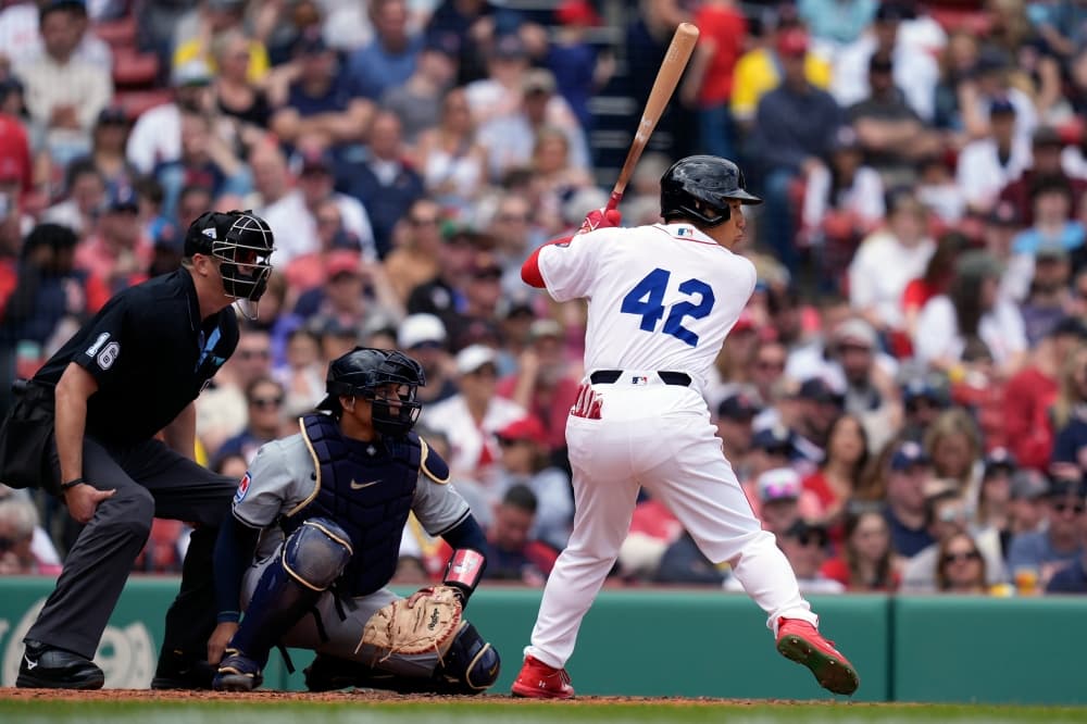 Jackie Robinson remembered around MLB on 77th anniversary of him breaking baseball’s color barrier