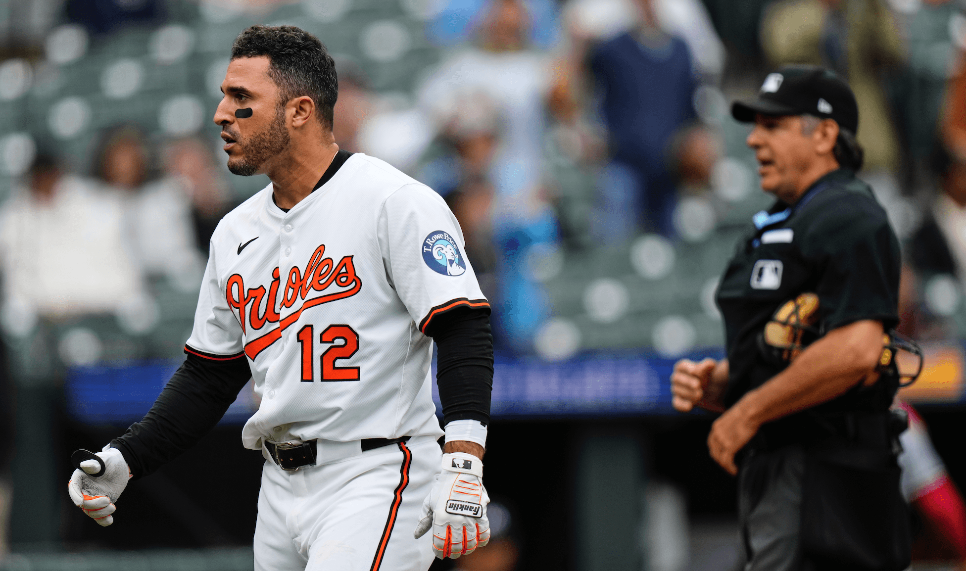 Orioles OF Ramón Laureano spikes helmet after called 3rd strike, gets ejected against Twins
