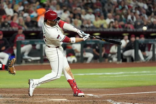 Eugenio Suárez continues homer binge for D-backs, goes deep for 5th time in 3 games