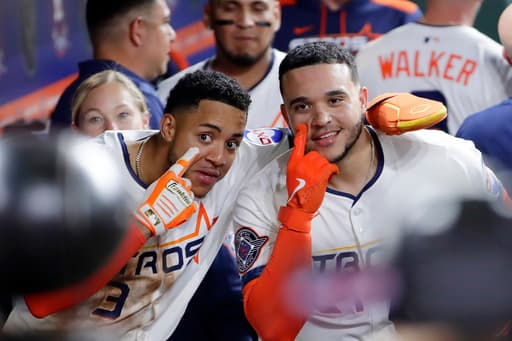 Díaz’s first career grand slam helps Houston Astros to 14-3 rout of Los Angeles Angels