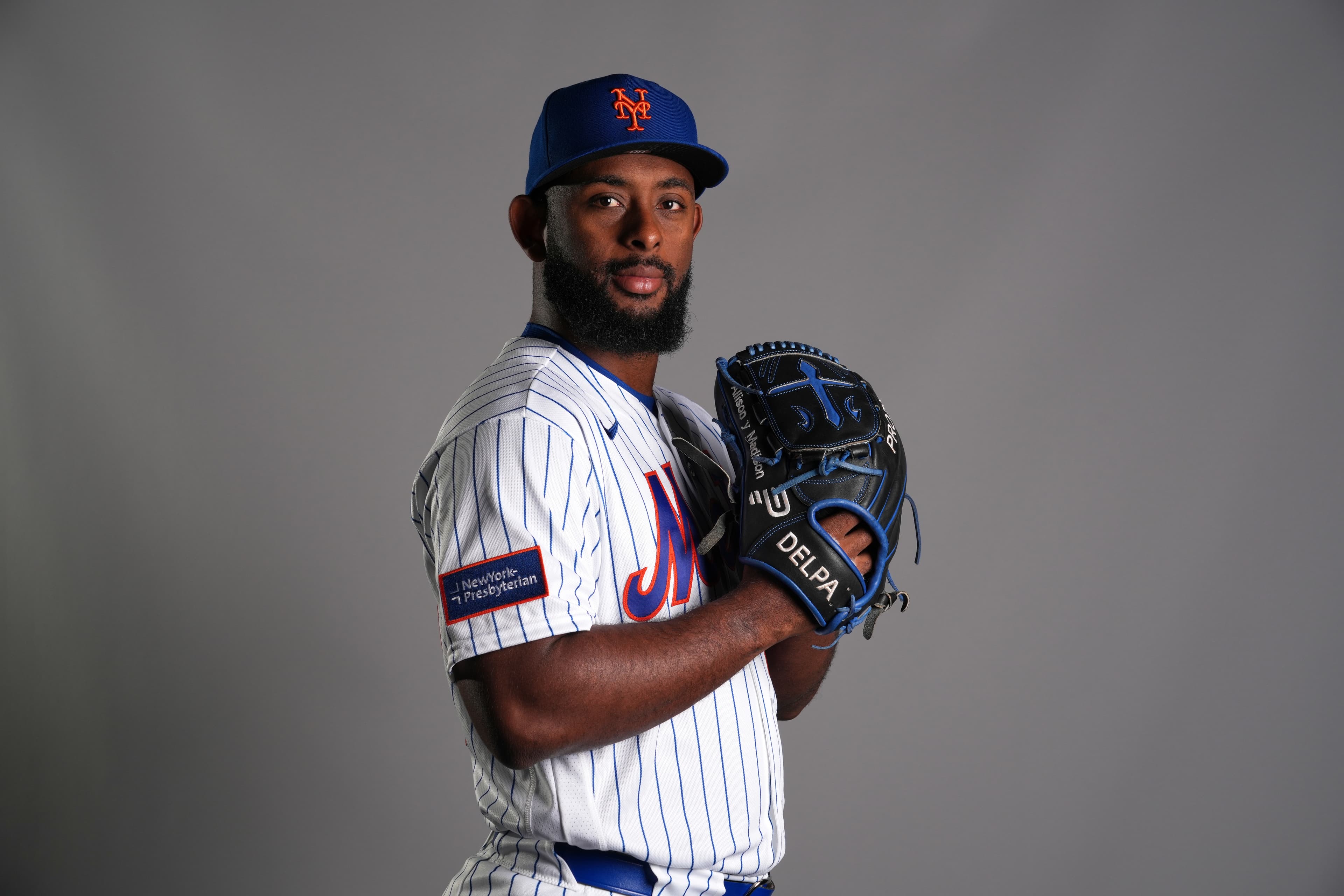 NPB: Hanshin Tigers Ink Pitcher Anderson Severino