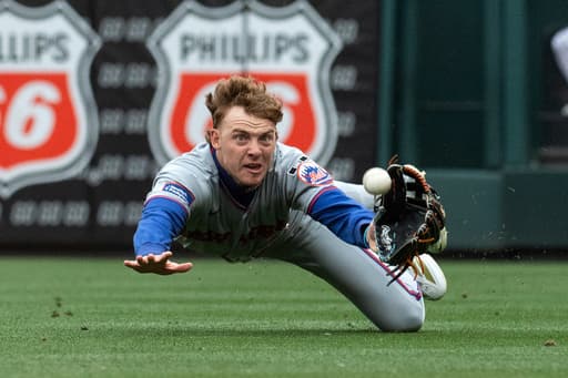 Francisco Lindor’s mental mistakes cost the Mets in an extra-inning loss to the Cardinals