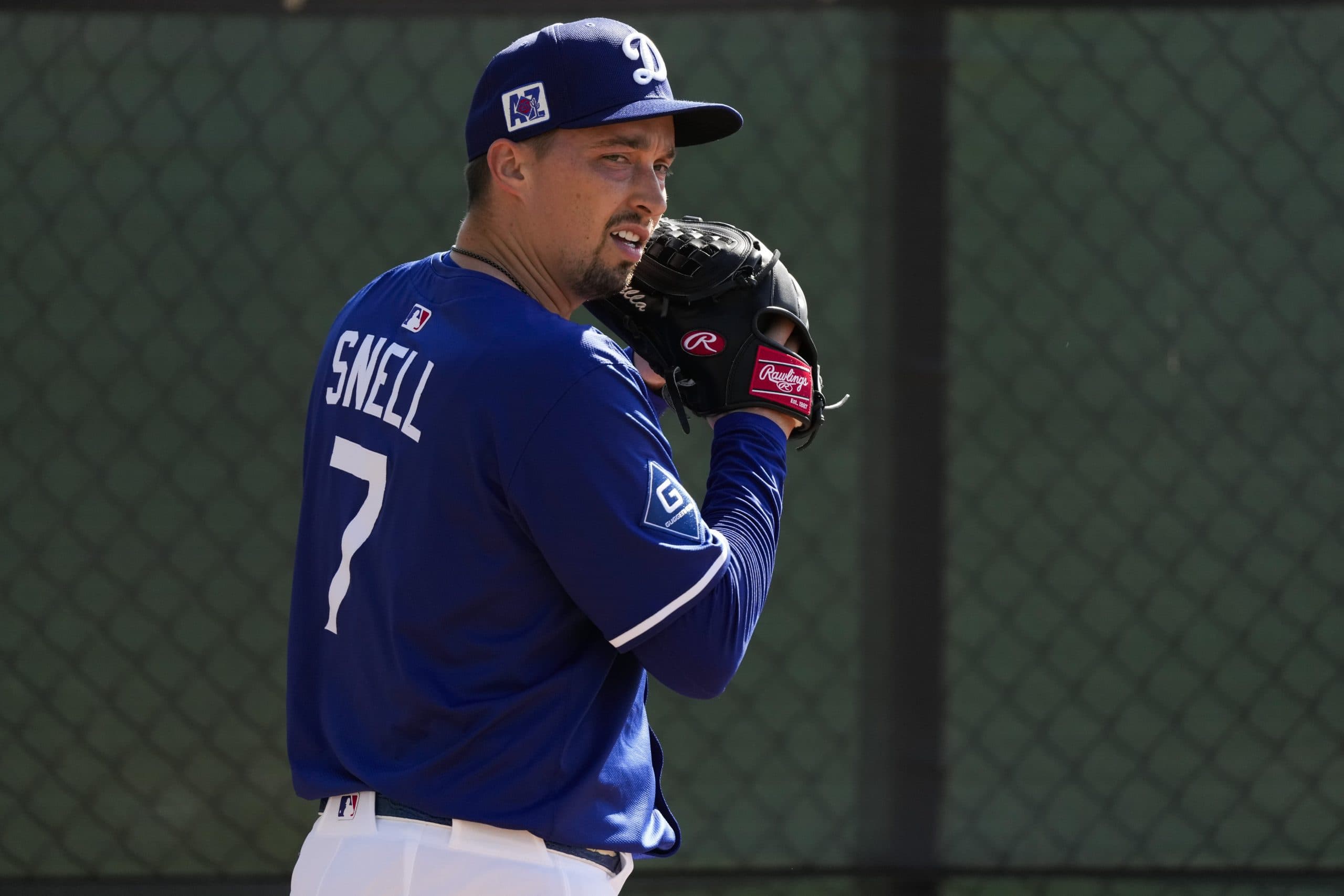 While Manfred Frets, Some Opposing Players Cheer Big-Spending Push of the Los Angeles Dodgers