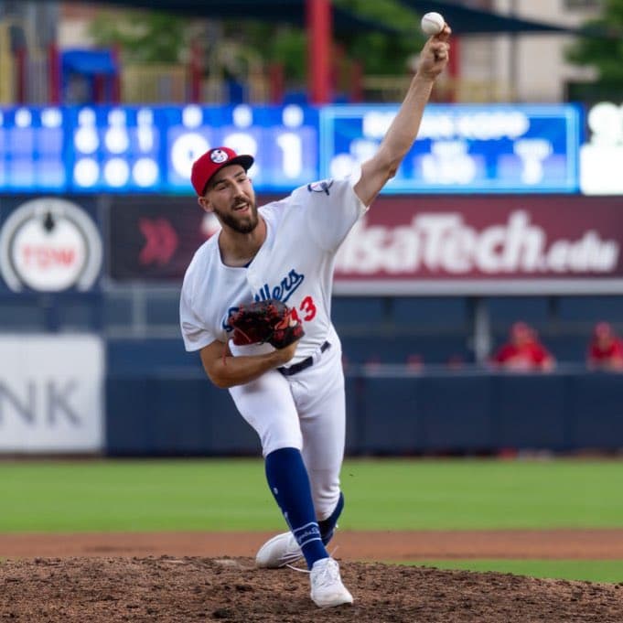 Dodgers add lefty Ronan Kopp to 40-man roster