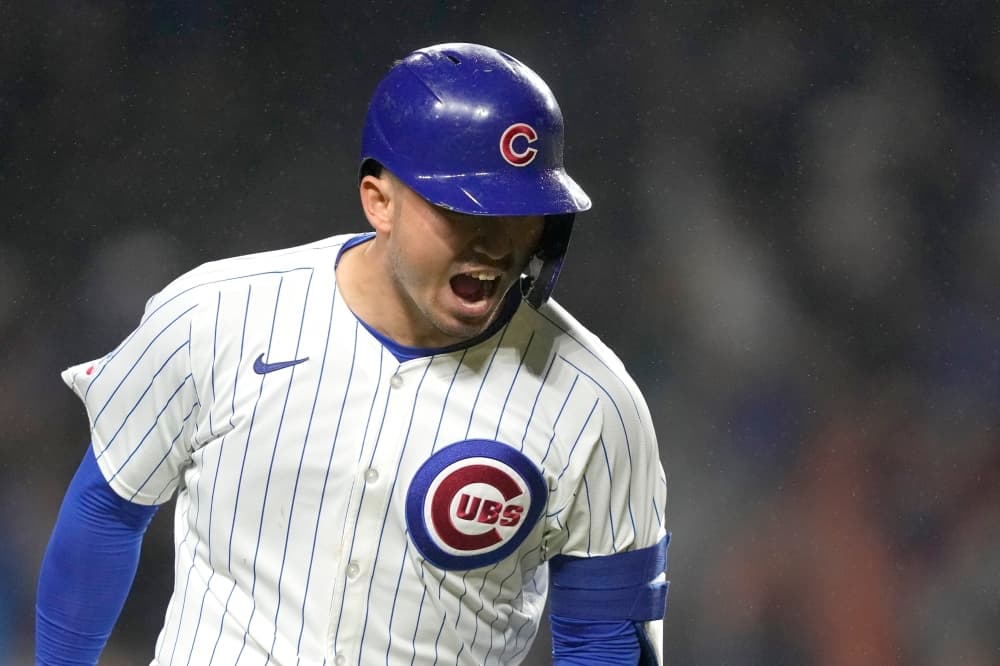 Seiya Suzuki makes costly error for Chicago Cubs and hits tying grand slam against Reds