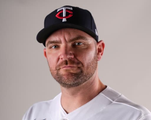 Minnesota Twins release Liam Hendriks, Andrew Chafin and Gio Urshela from minor league contracts