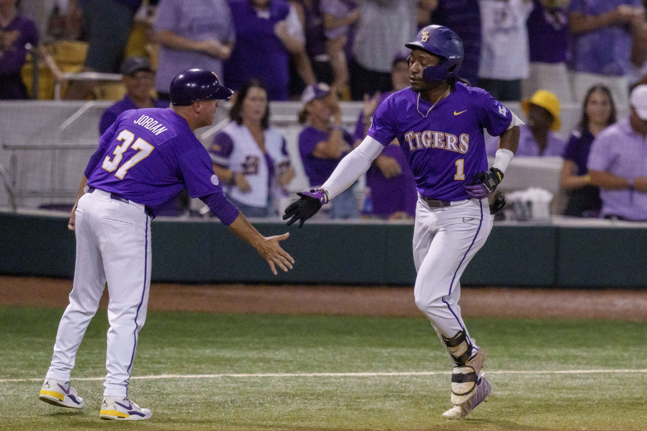 LSU Advances to the College World Series After Offense Dominates West Virginia