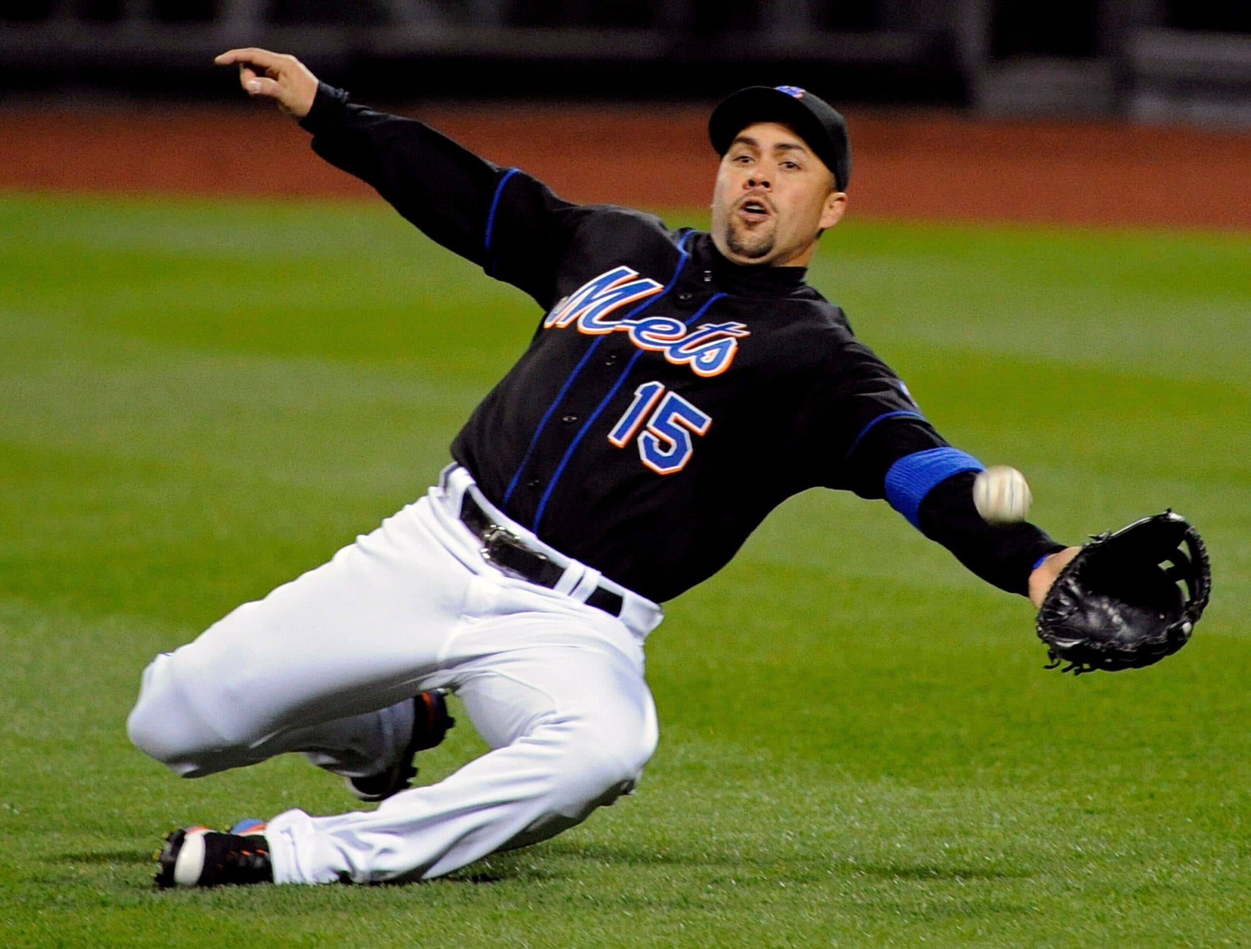 Carlos Beltrán makes diving catch