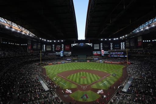 Arizona legislature approves bill that would provide up to $500 million for Chase Field renovations
