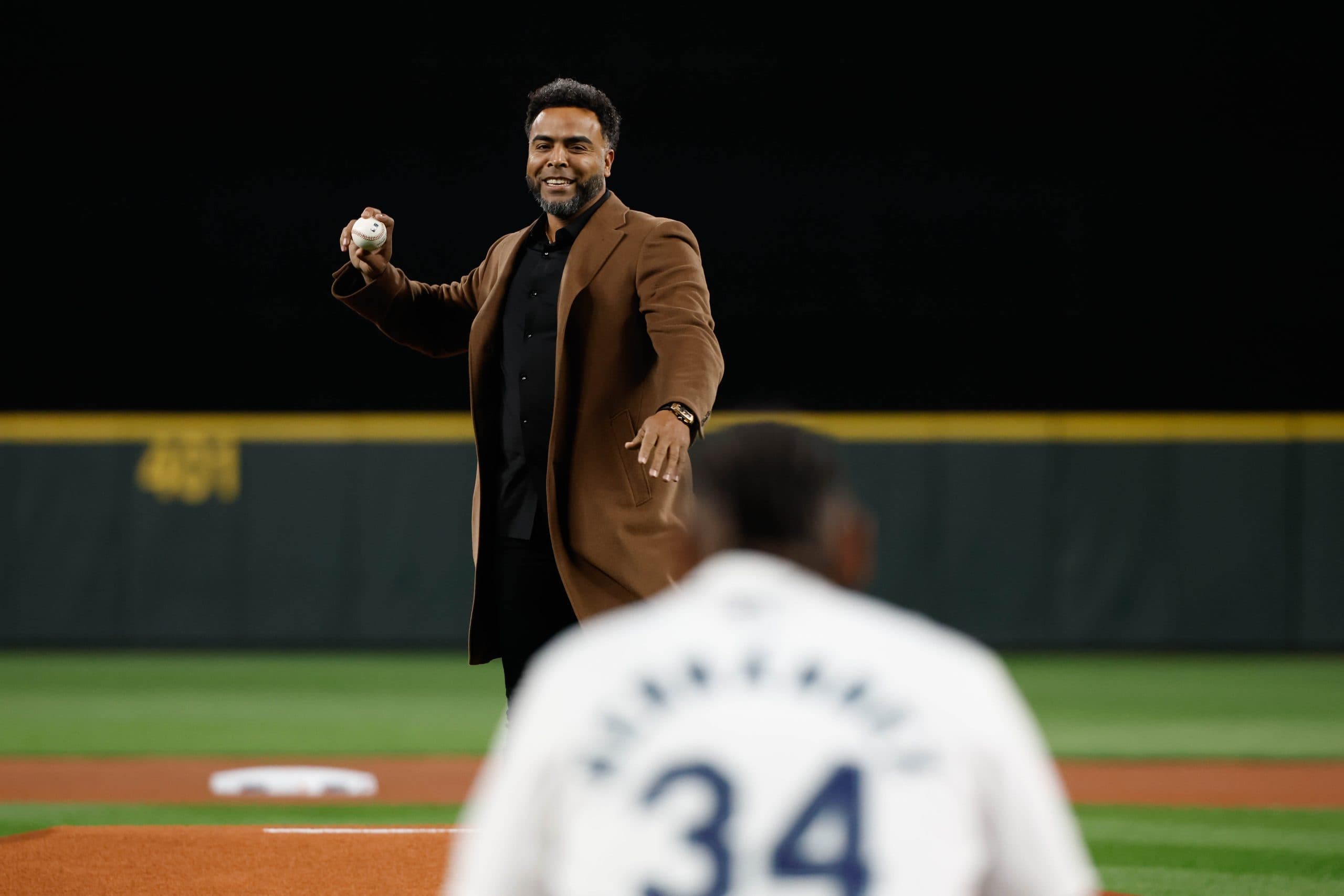 Nelson Cruz Named MLB Special Advisor of Baseball Ops in Latin America