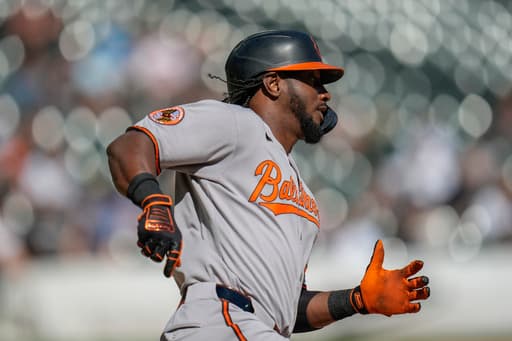 Dylan Beavers hits a 2-run homer as the Orioles beat the White Sox 3-1