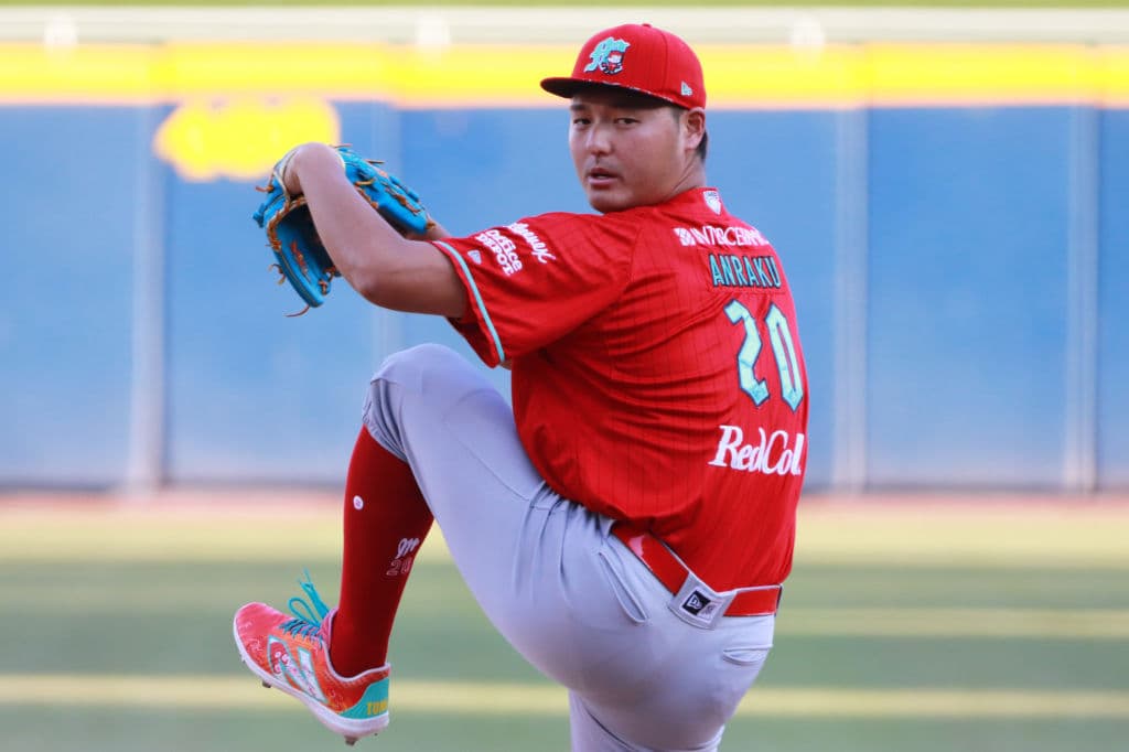 LMB: Tomohiro Anraku Returning to Diablos Rojos; Could Julio Urias Join Him In Mexico City?