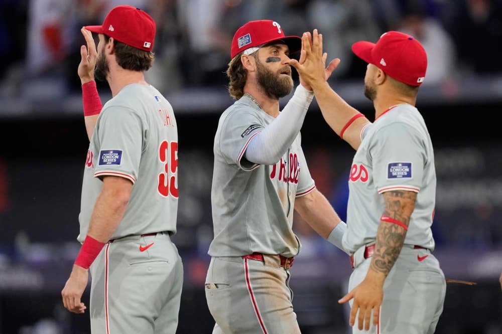 Phillies win game 1 of the London Series 7-2 over the Mets