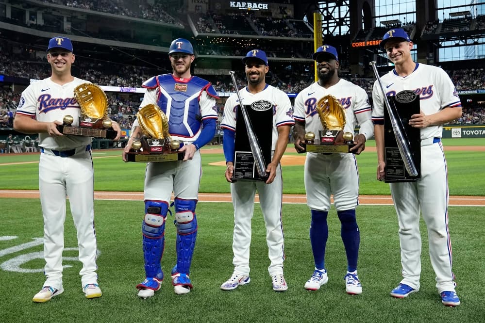 First baseman Nathaniel Lowe back with Rangers after missing first 20 games with oblique strain