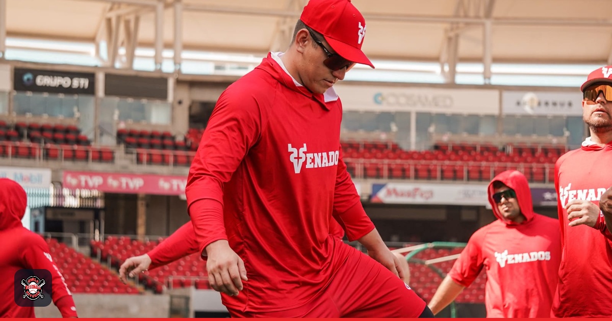 LMP: Doubles Machine Gaige Howard Ready To Run Like a Deer In Mazatlan ...